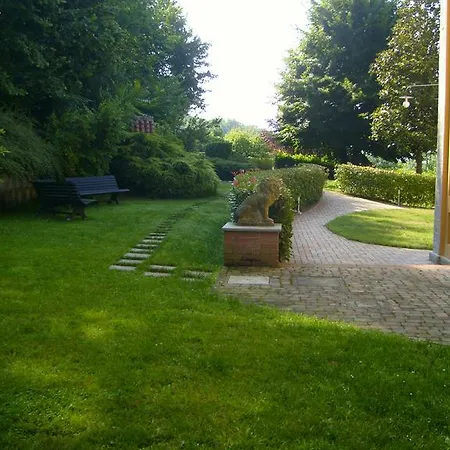 Casa Dei Frati Vendégház Asti