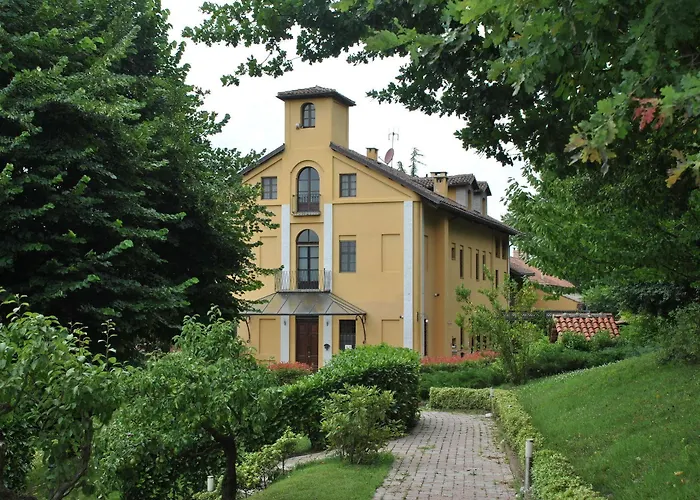 Casa Dei Frati אסטי