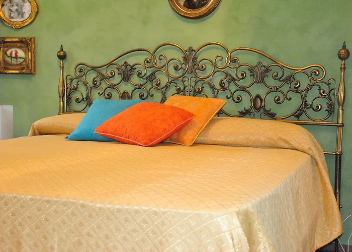 Casa Dei Frati Gæstehus Asti